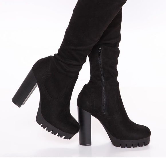 NWB FASHION NOVA BOOTS - Picture 1 of 6